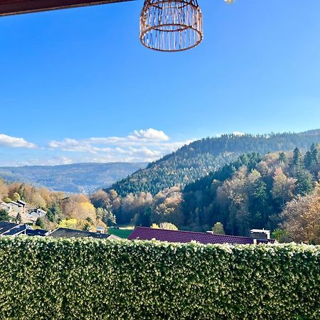 Wohnen Im Schwarzwald Mit Panoramablick Apartamento Bad Herrenalb Exterior foto